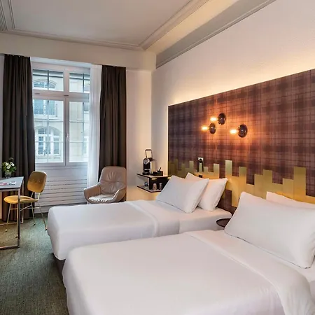 Nh The Bristol Hotell