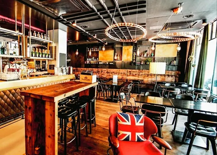 Nh The Bristol Hotel 4*