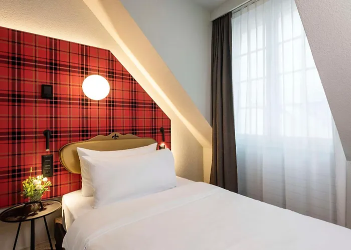 Hotel Nh The Bristol 4*