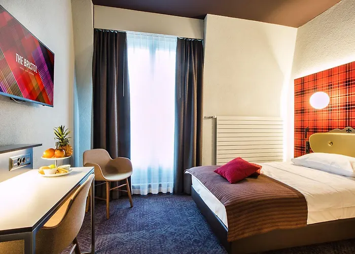 Hotel Nh The Bristol