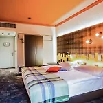 Nh The Bristol Hotel 4*